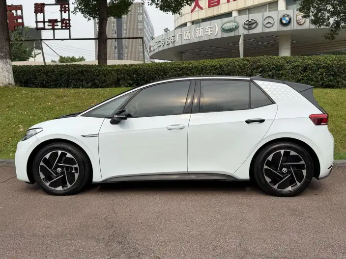 Volkswagen ID.3 2023 Model Pure Smart Edition