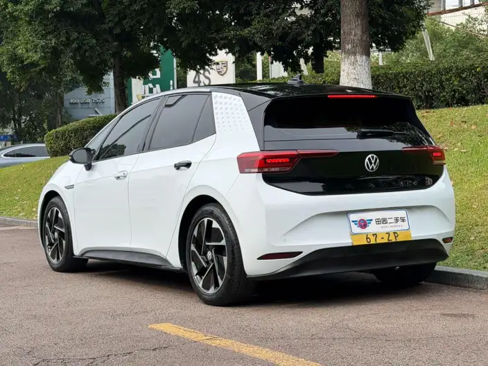 Volkswagen ID.3 2023 Model Pure Smart Edition