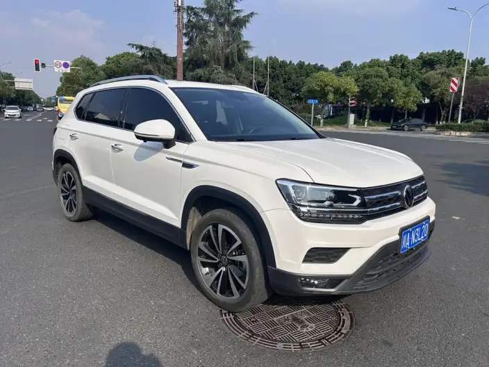 Volkswagen Tharu 2022 Model 280TSI 2WD Deluxe Edition
