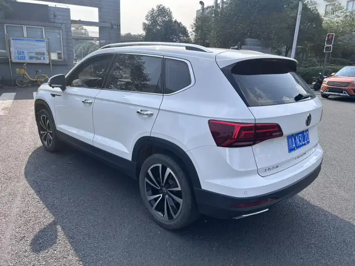 Volkswagen Tharu 2022 Model 280TSI 2WD Deluxe Edition