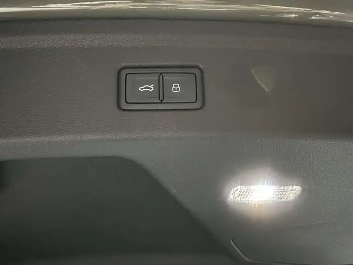 Audi A5 2025 Model Sportback Collector Edition Edition 40 TFSI Fashion Dynamic Model – фото 10