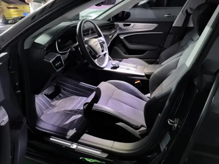 Audi A7 L 2025 Model 45 TFSI Luxury Model – фото 9