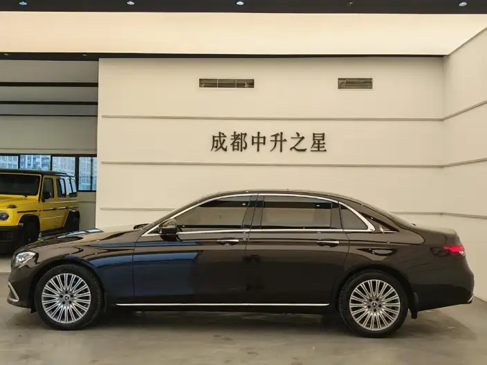 Mercedes-Benz E-Class 2022 Model E 300 L Fashion Model sedan – фото 4