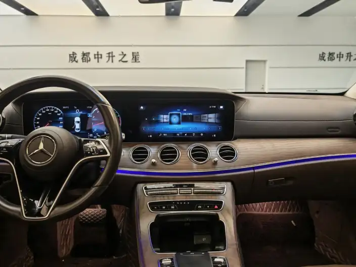 Mercedes-Benz E-Class 2022 Model E 300 L Fashion Model sedan – фото 8