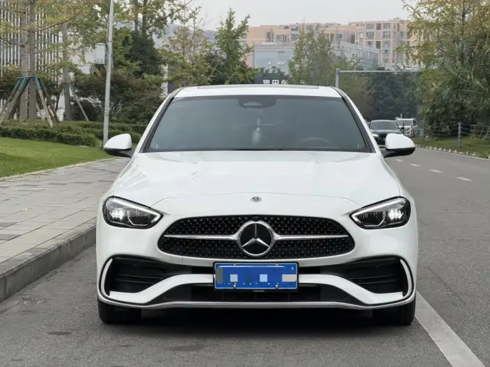 Mercedes-Benz C-Class 2023 Model C 200 L Sports Edition – фото 2