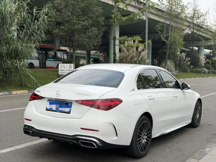 Mercedes-Benz C-Class 2023 Model C 200 L Sports Edition – фото 6