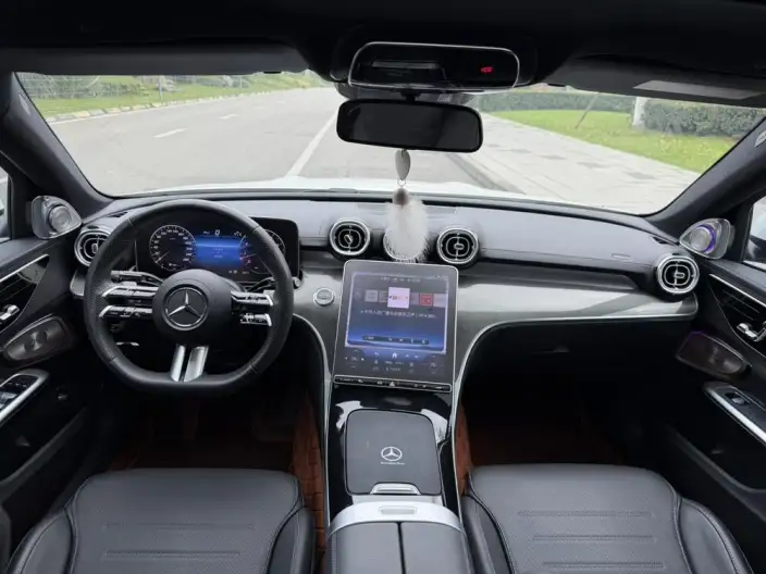 Mercedes-Benz C-Class 2023 Model C 200 L Sports Edition – фото 8