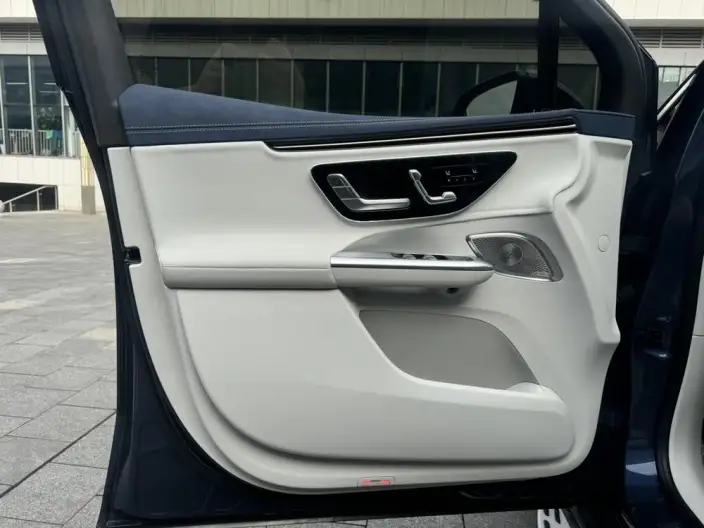 Mercedes-Benz EQE SUV 2024 Model EQE SUV 500 4MATIC Deluxe Edition – фото 7