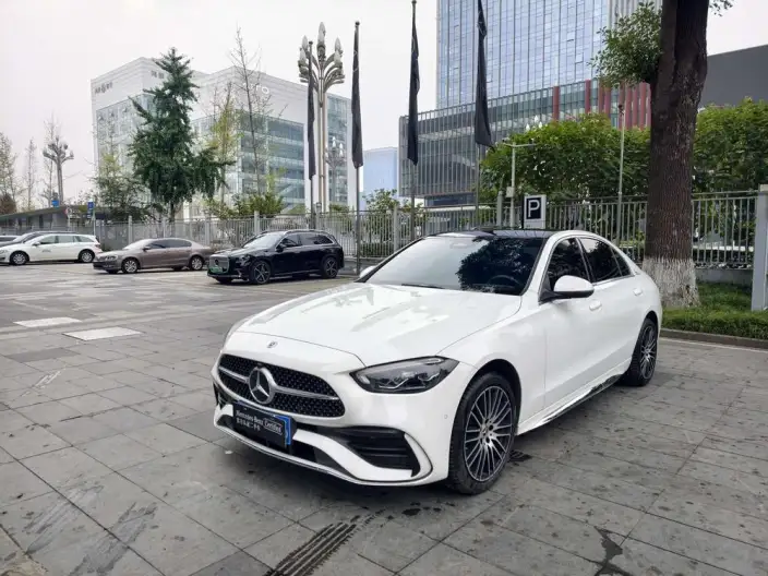 Mercedes-Benz C-Class 2023 Model Facelift C 260 L Sports Edition – фото 1
