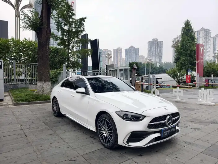 Mercedes-Benz C-Class 2023 Model Facelift C 260 L Sports Edition – фото 3