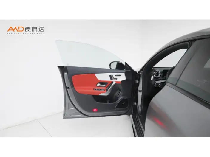 Mercedes-Benz CLA AMG 2024 Model AMG CLA 35 4MATIC – фото 9