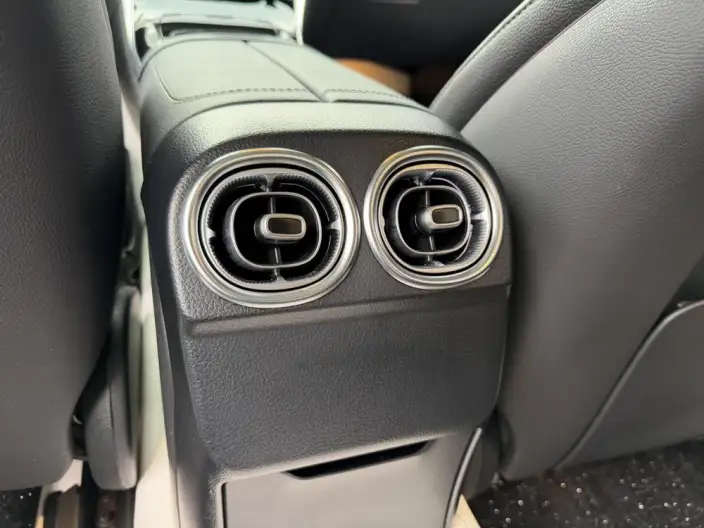 Mercedes-Benz C-Class 2023 Model C 260 L Sports Edition – фото 6