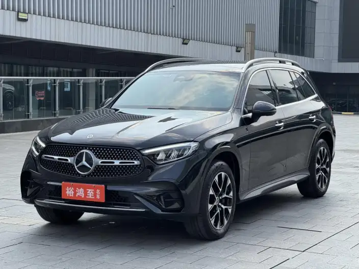 Mercedes-Benz GLC 2023 Model GLC 260 L 4MATIC Luxury Model 5 seat