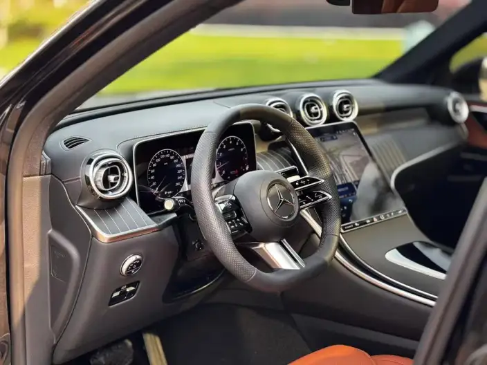 Mercedes-Benz GLC 2025 Model Facelift GLC 300 L 4MATIC Dynamic Model 5 seat – фото 7