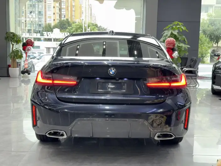 BMW 3 Series 2023 Model 325i M Sports Set