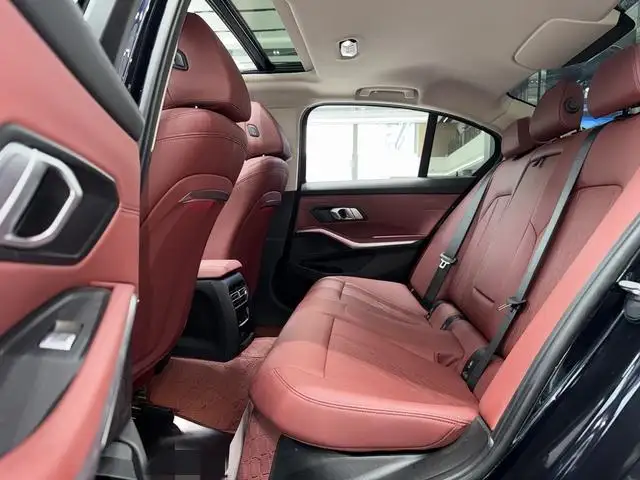BMW 3 Series 2023 Model 325i M Sports Set – фото 8