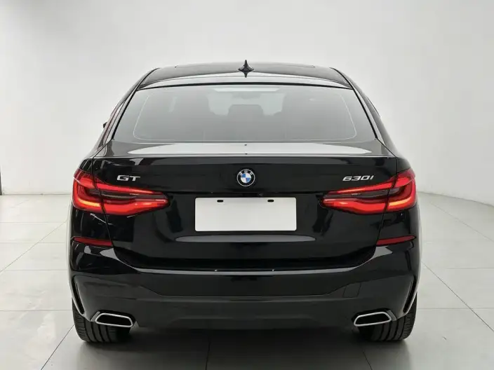 BMW 6 Series GT 2022 Model 630i M Sports Set – фото 6