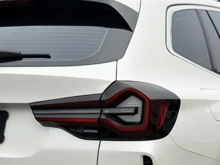 BMW iX3 2023 Model Leading Model – фото 9