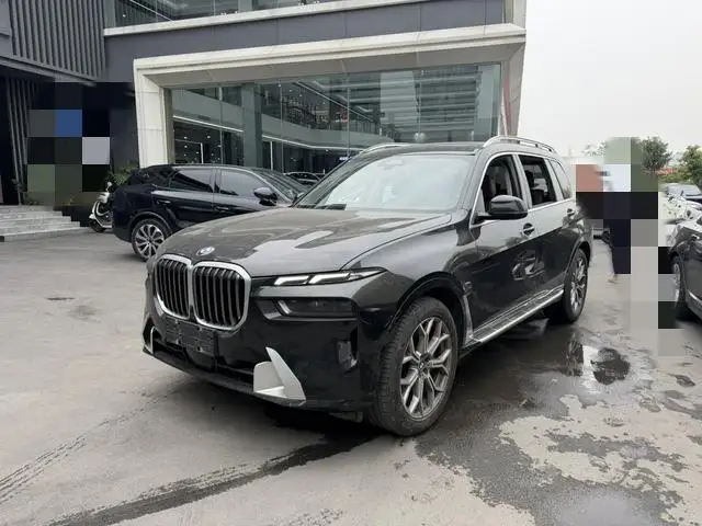 BMW X7 2023 Model xDrive40i Leading Model Luxury Set – фото 1