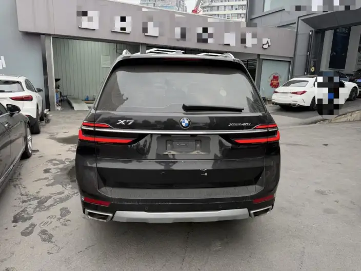 BMW X7 2023 Model xDrive40i Leading Model Luxury Set – фото 4