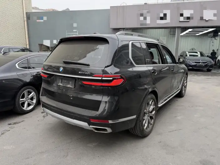BMW X7 2023 Model xDrive40i Leading Model Luxury Set – фото 5