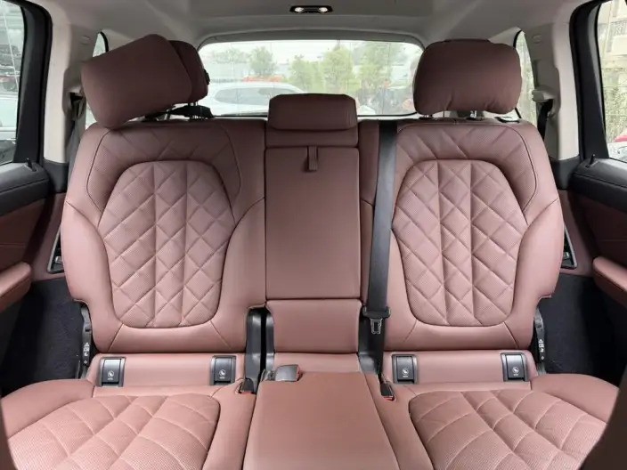 BMW X7 2023 Model xDrive40i Leading Model Luxury Set – фото 9