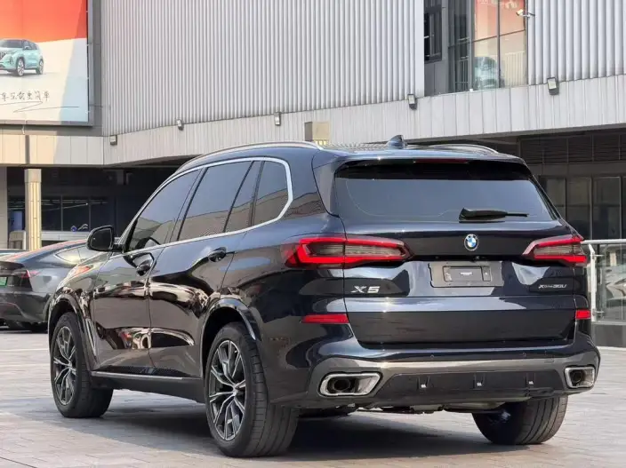 BMW X5 2022 Model xDrive 30Li Exclusive Model M Sports Set – фото 4