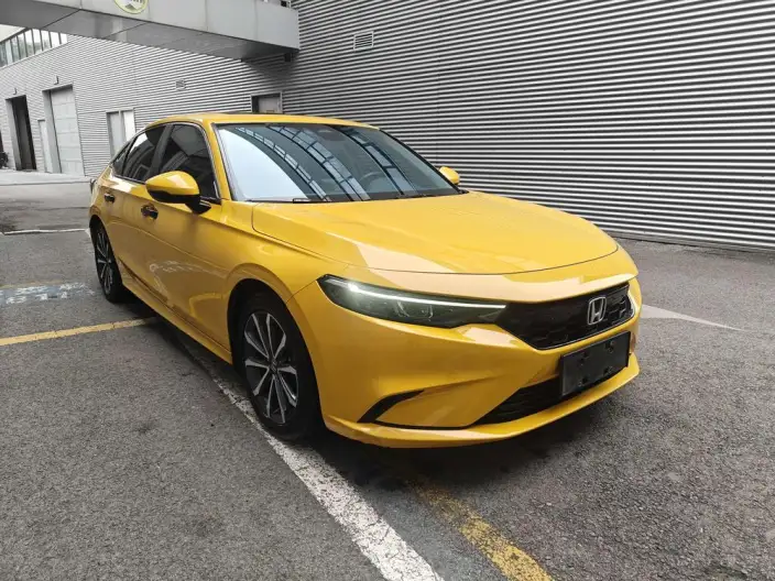 Model Ge 2022 Model 240TURBO CVT Deluxe Edition – фото 3
