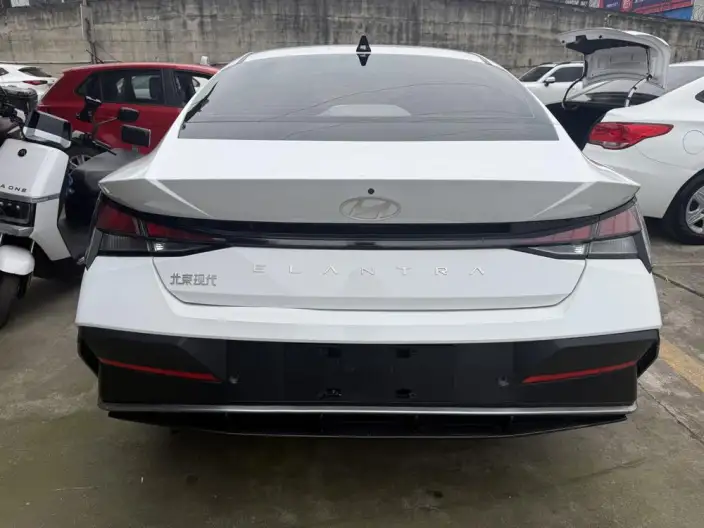 Hyundai Ioniq 2023 Model 1.5L CVT GLX Elite Edition – фото 5