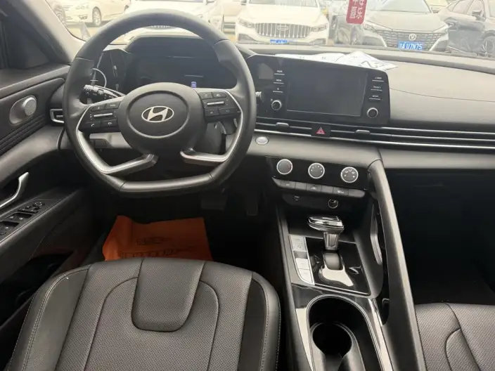 Hyundai Ioniq 2023 Model 1.5L CVT GLX Elite Edition – фото 10