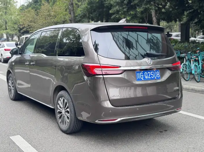 Buick GL8 2022 Model Facelift Business class 652T Smart Luxury Model