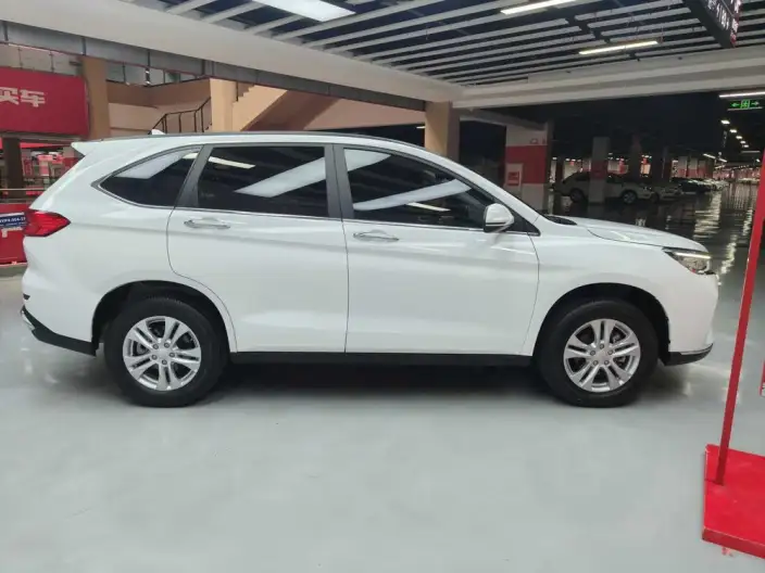Haval M6 2023 Model PLUS 1.5T DCT Elite Smart Connect Model – фото 8