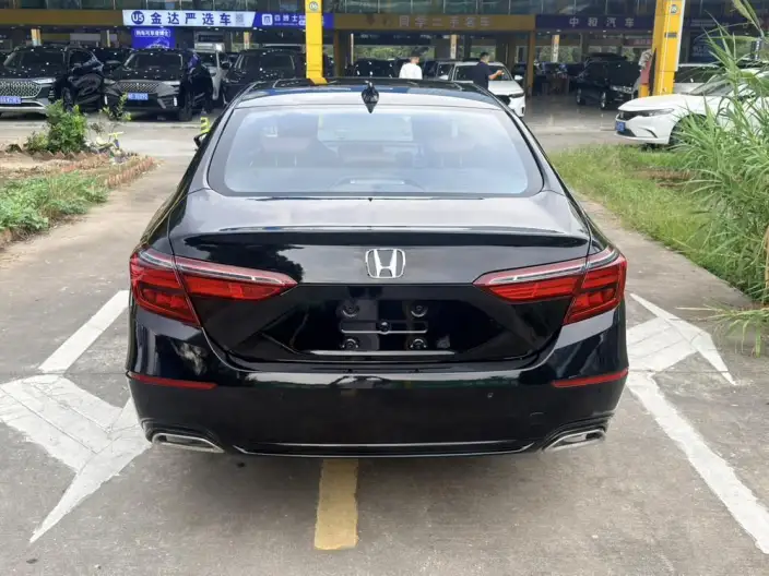 Honda INSPIRE 2022 Model 260TURBO Jingyue Edition – фото 6