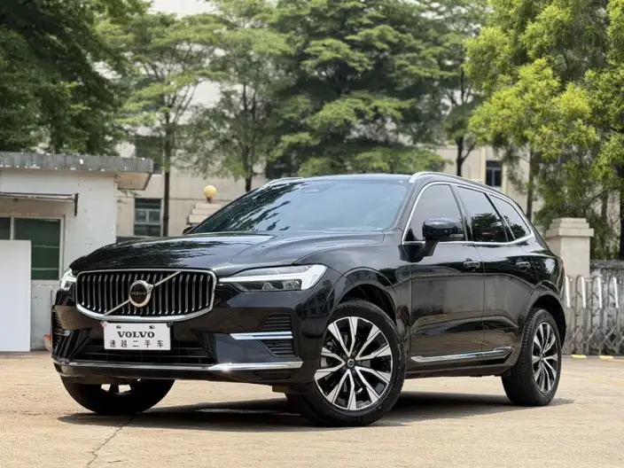 Volvo XC60 2024 Model B5 4WD Smart Range Deluxe Edition