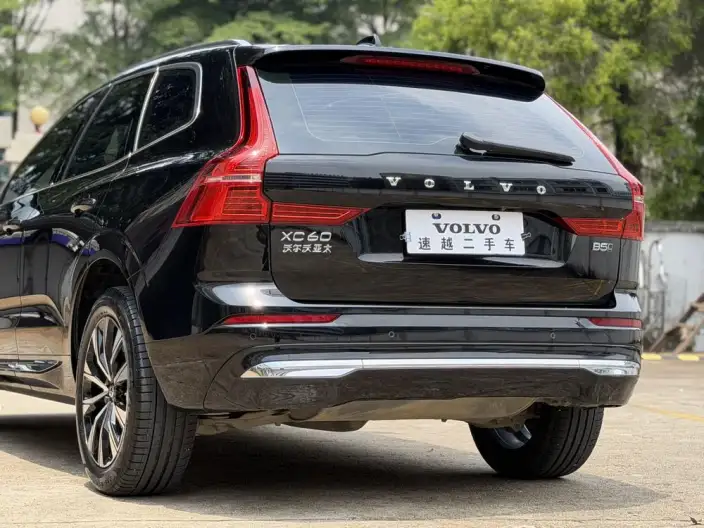 Volvo XC60 2024 Model B5 4WD Smart Range Deluxe Edition – фото 10