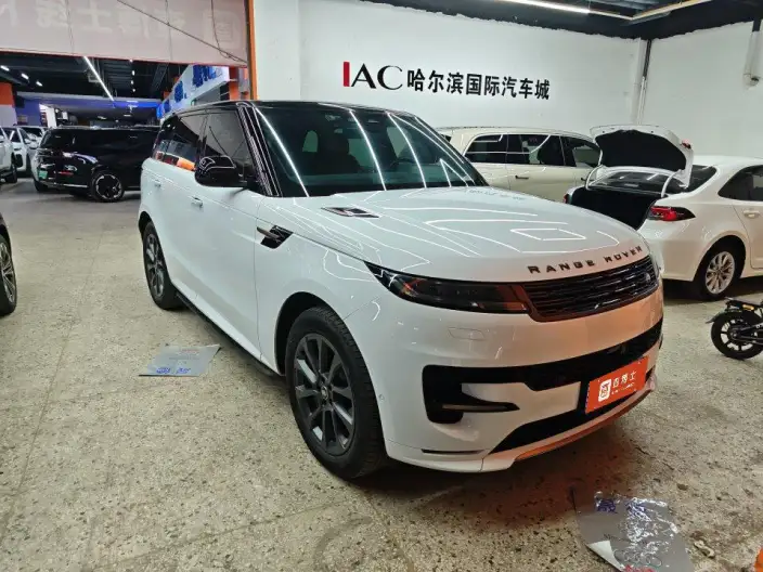 Range Rover Sport 2023 Model 3.0 L6 DYNAMIC SE – фото 2