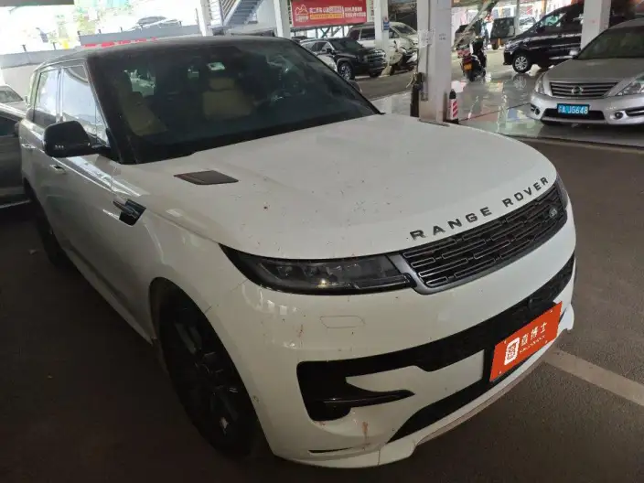 Range Rover Sport 2023 Model 3.0 L6 DYNAMIC SE – фото 2