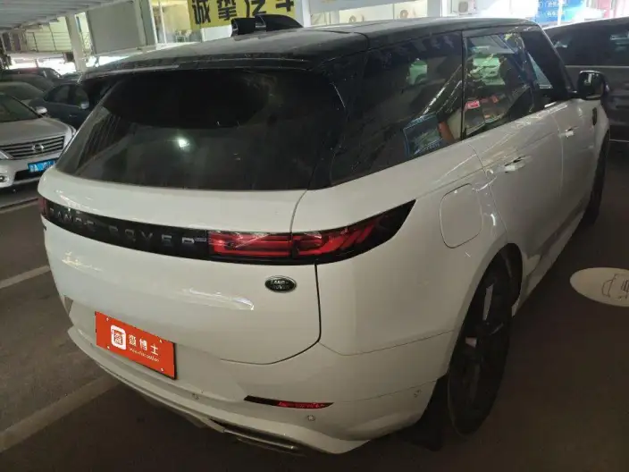Range Rover Sport 2023 Model 3.0 L6 DYNAMIC SE – фото 4