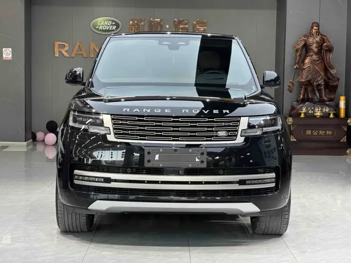 Range Rover 2023 Model 3.0 L6 400PS Shengshi Extended Edition