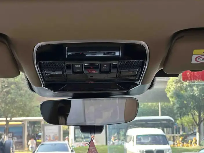 Range Rover 2023 Model 3.0 L6 400PS Shengshi Extended Edition – фото 9