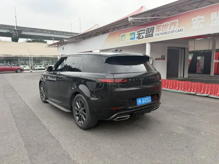 Range Rover Sport 2023 Model 3.0 L6 DYNAMIC SE