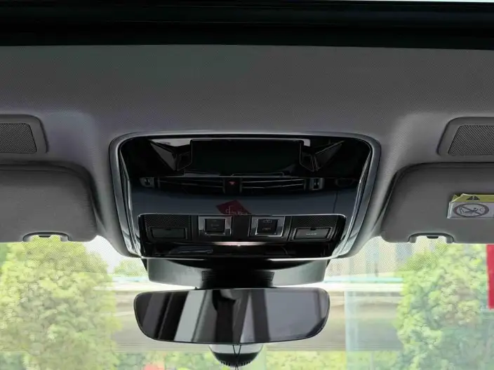 Range Rover 2022 Model 3.0 L6 360PS Shengshi Edition – фото 8