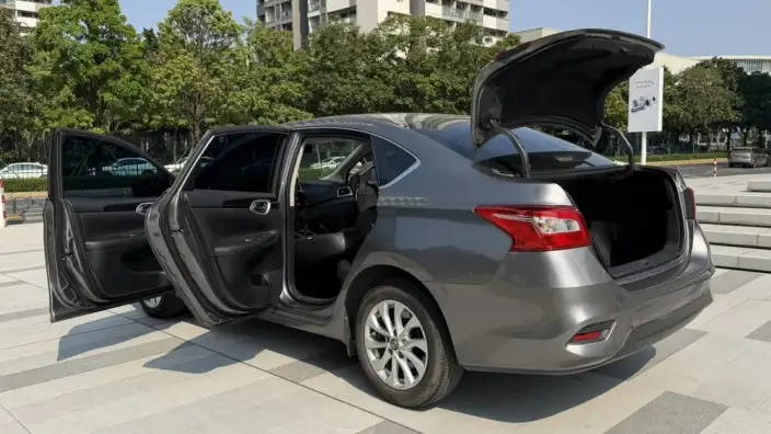 Nissan Sylphy 2024 Model Classic 1.6L XL CVT Deluxe Edition