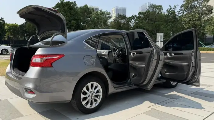 Nissan Sylphy 2024 Model Classic 1.6L XL CVT Deluxe Edition – фото 6