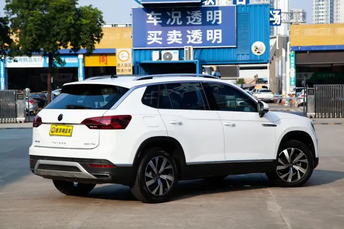 Volkswagen Tayron 2022 Model 330TSI 2WD Luxury Zhilian Edition – фото 6