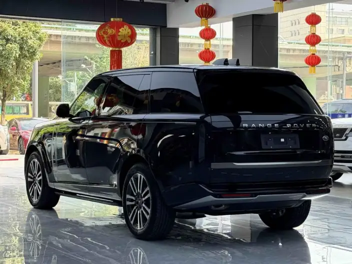 Range Rover 2023 Model Facelift 3.0 L6 400PS Shengshi Extended Edition