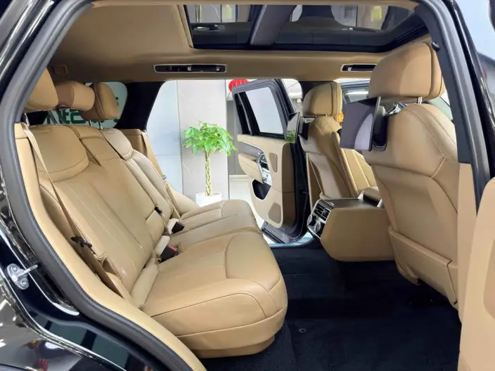 Range Rover 2023 Model Facelift 3.0 L6 400PS Shengshi Extended Edition – фото 9