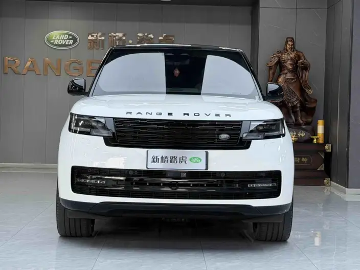 Range Rover 2023 Model 3.0 L6 360PS Shengshi Edition