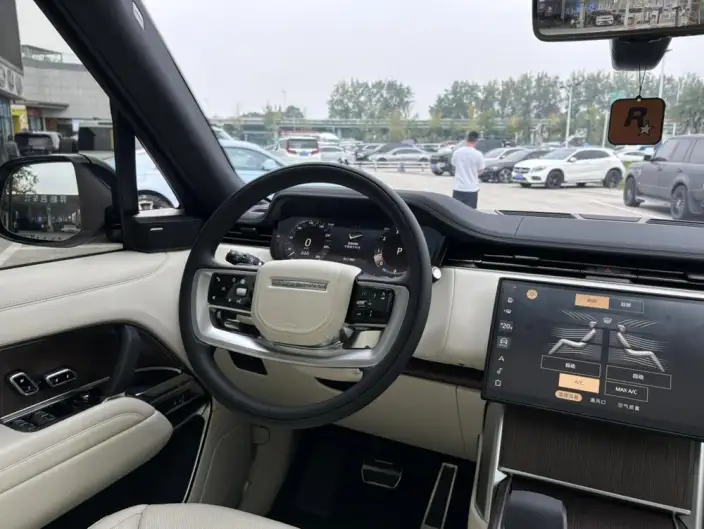 Range Rover 2025 Model 3.0 L6 400PS Shengshi Extended Edition – фото 6