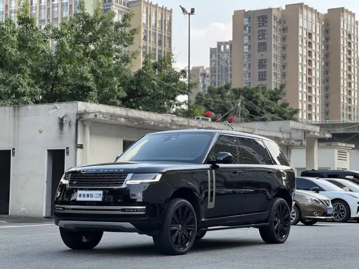 Range Rover 2025 Model 3.0 L6 400PS Shengshi Extended Edition